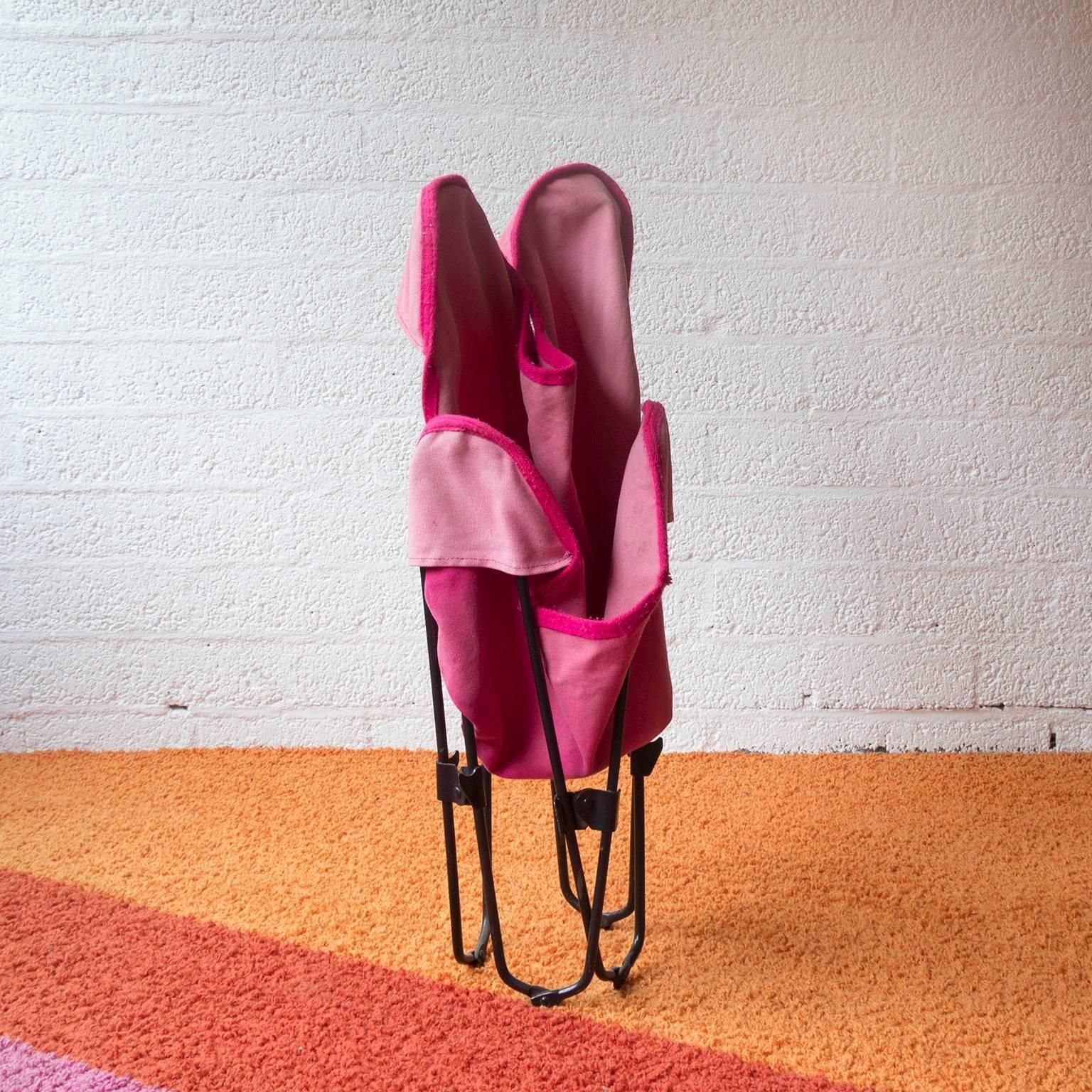 photo for sale 1960, Hardoy, Ferrari, Black Foldable Children Butterfly Chair With Pink Cover