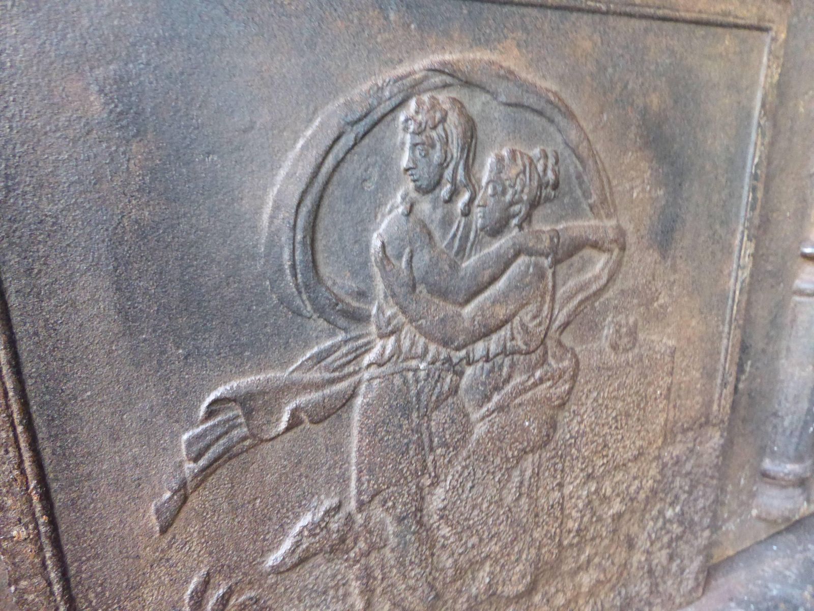 19th Century French 'Man And Woman' Fireback / Backsplash photo vinterior