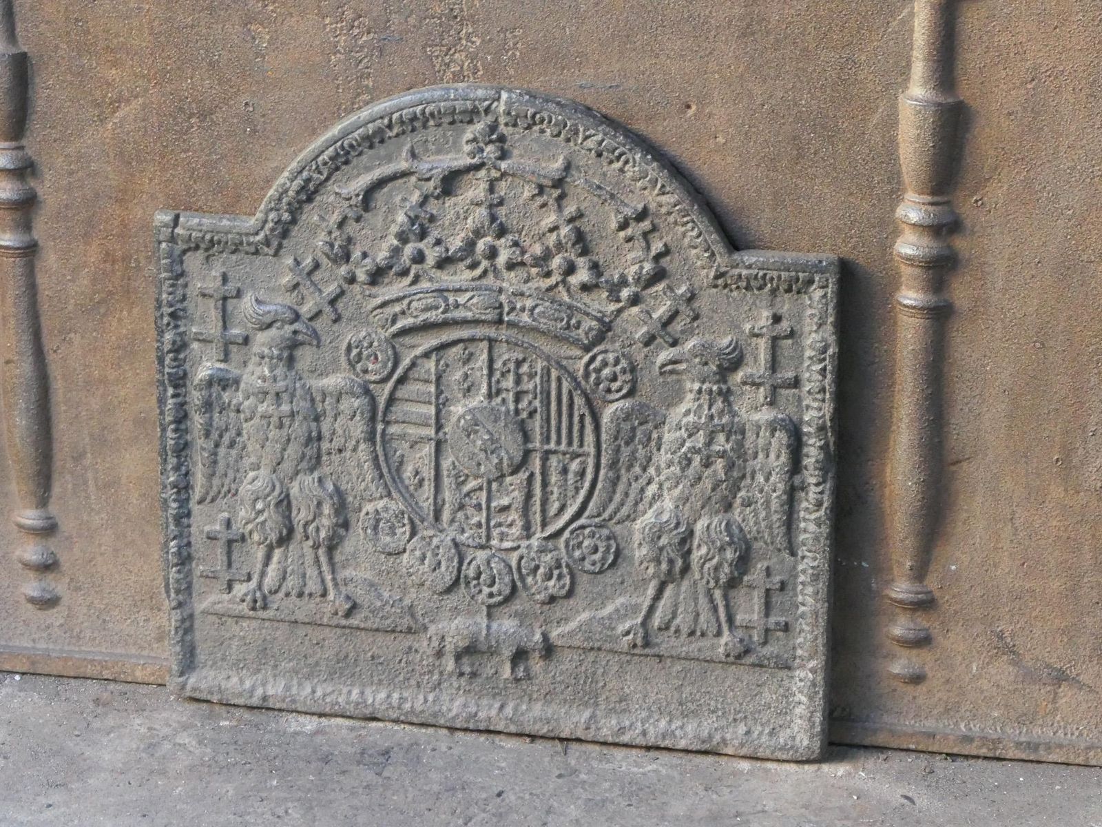 French 'Arms Of Lorraine' Fireback, 18th Century photo vinterior