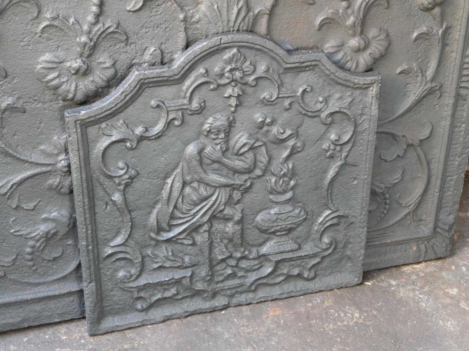 French 18th Century Louis XV 'Winter' Fireback / Backsplash photo 380.0