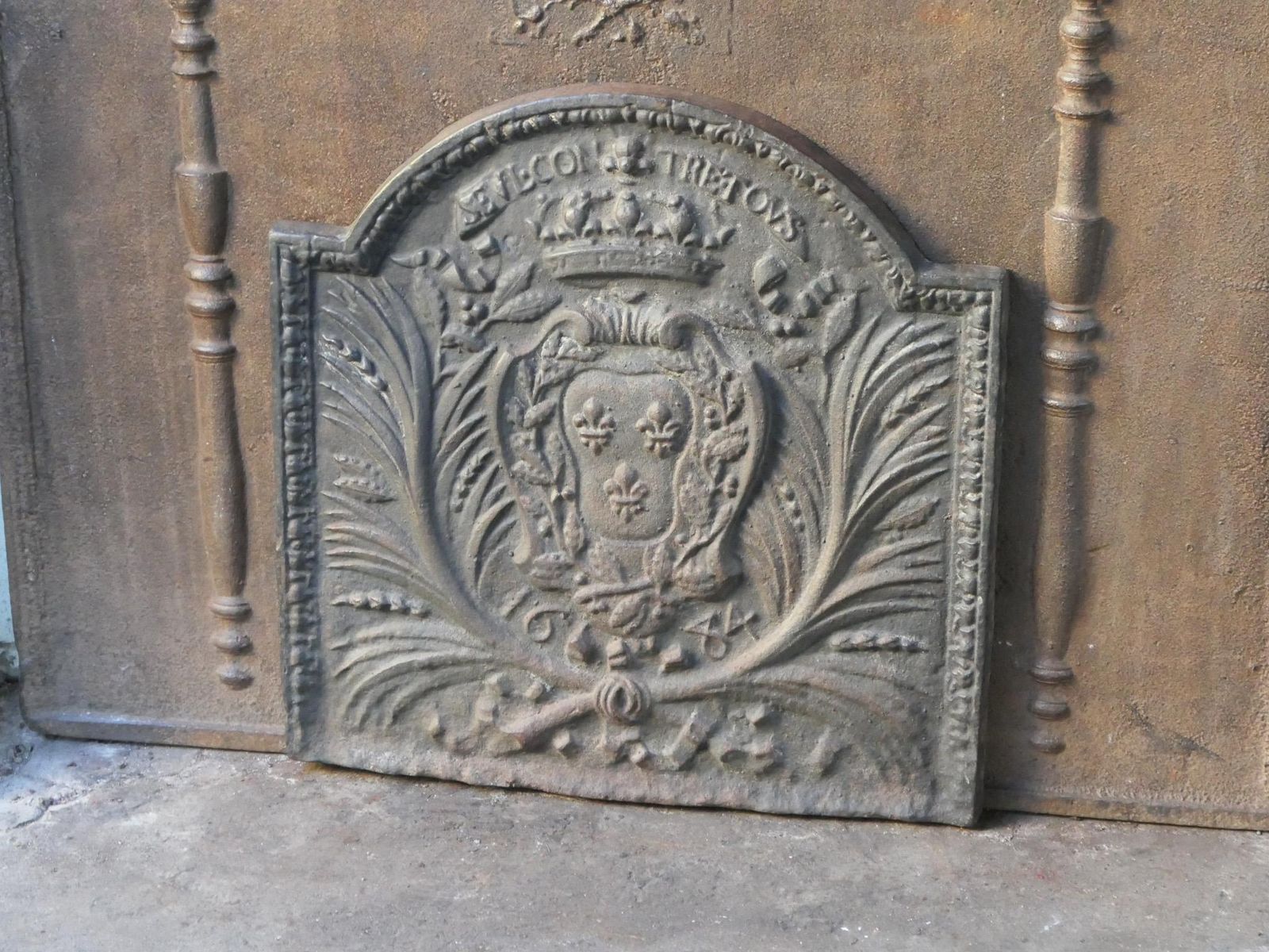 French Louis XIV Style 'Seul Contre Tous' Fireback / Backsplash photo 466.0