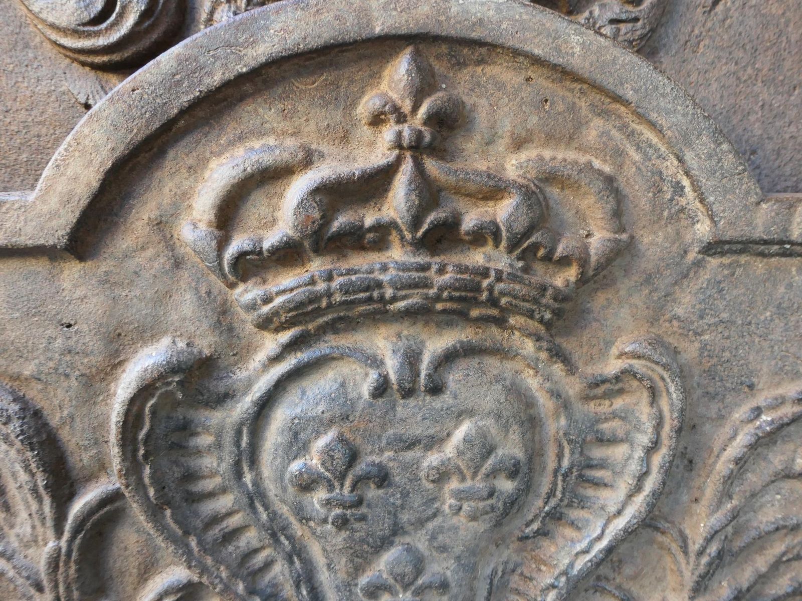 18th Century French Louis XV 'Arms Of France' Fireback / Backsplash photo 576.0