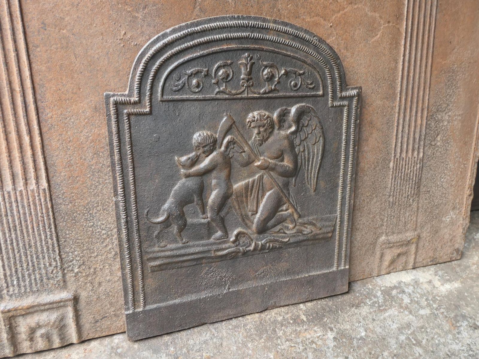 photo vinterior 18th 19th Century French 'The Time' Fireback / Backsplash
