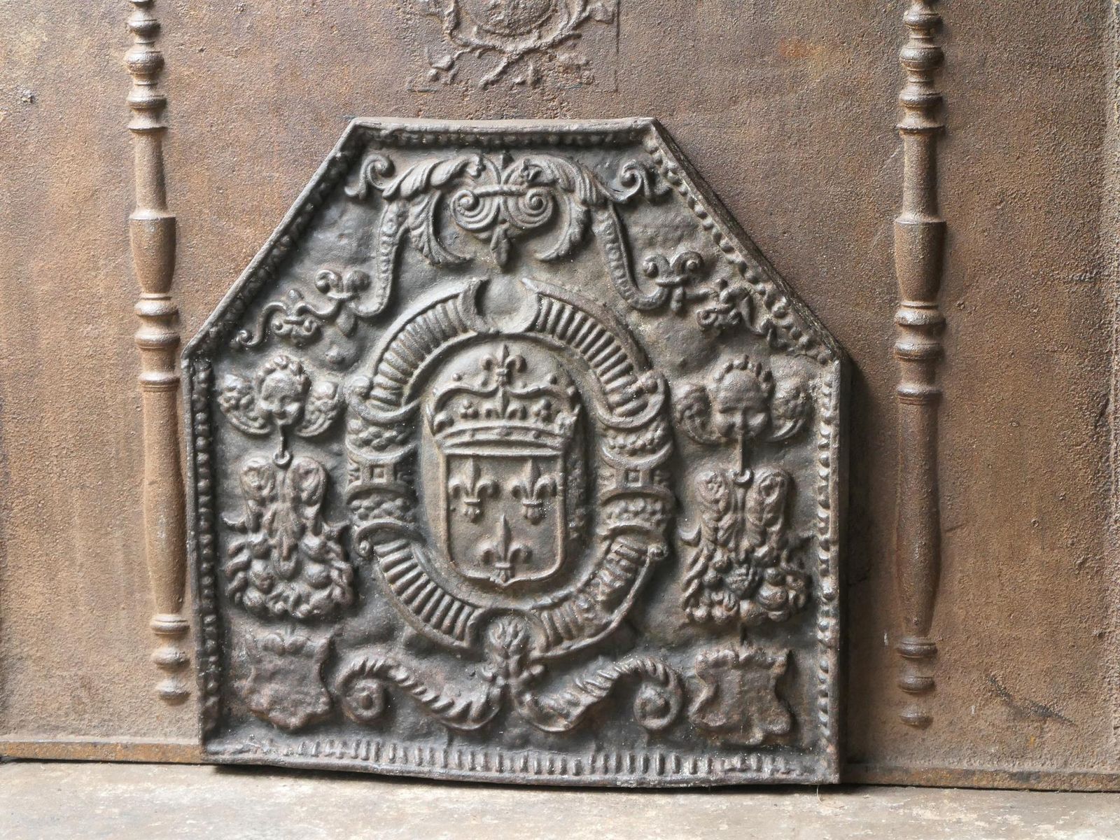 French Louis XIII Style 'Arms Of France' Fireback / Backsplash photo Home Fixtures