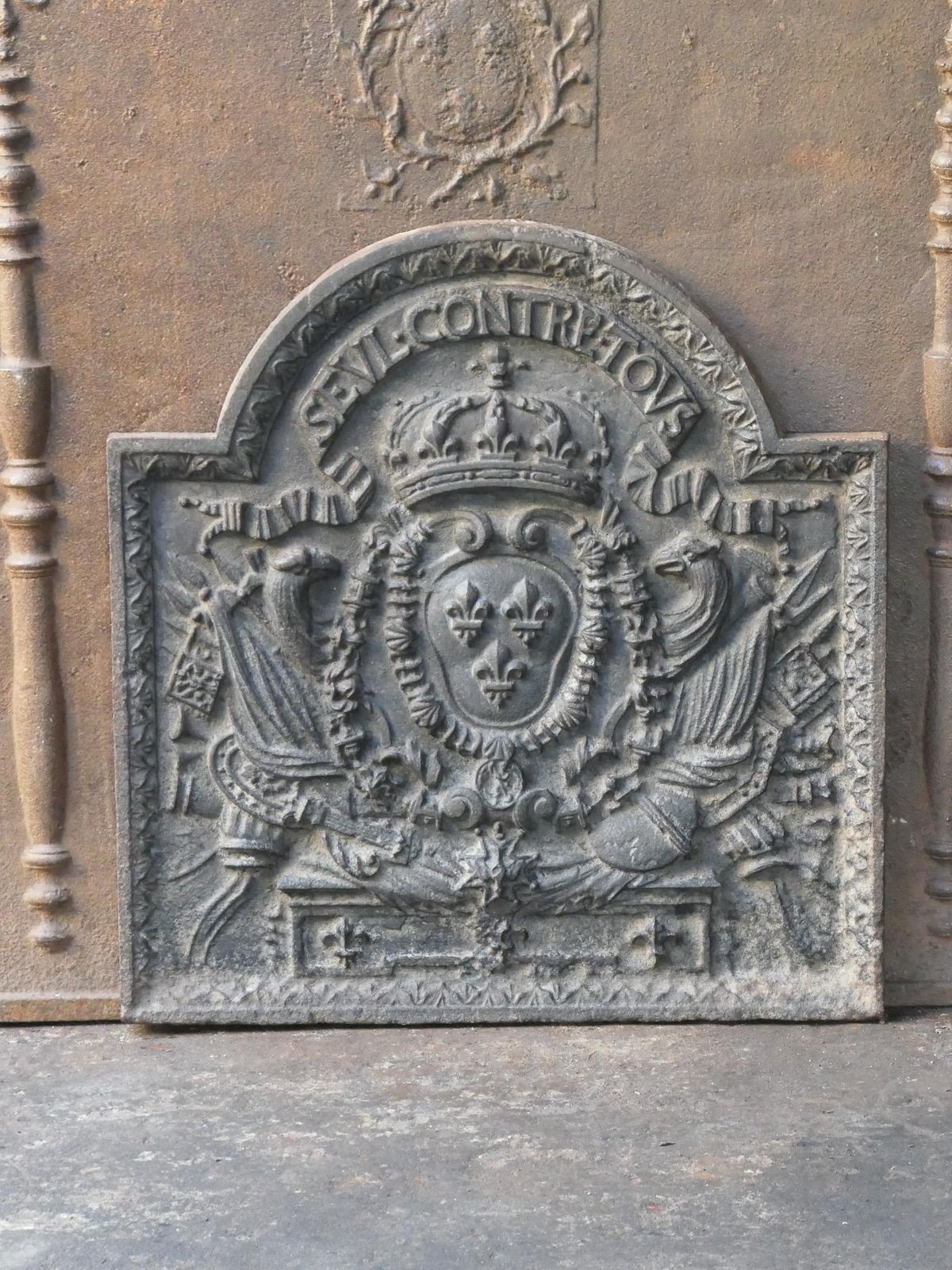 Antique French Fireback / Backsplash With The Arms Of France, 18th Century photo furniture