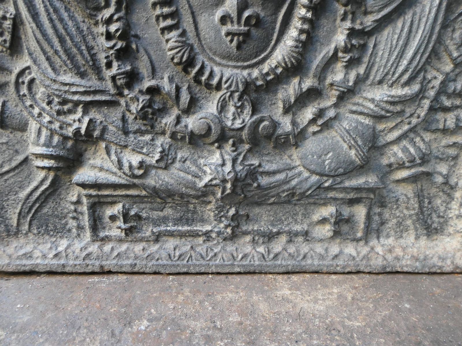 Home Fixtures Antique French Fireback / Backsplash With The Arms Of France, 18th Century photo