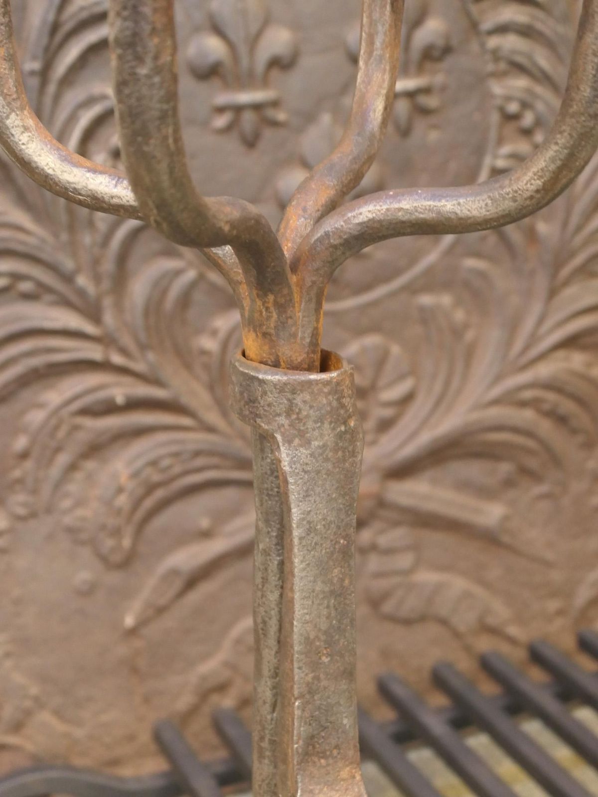 French Louis XV Period Fireplace Grate Or Fire Basket, 18th Century photo vinterior