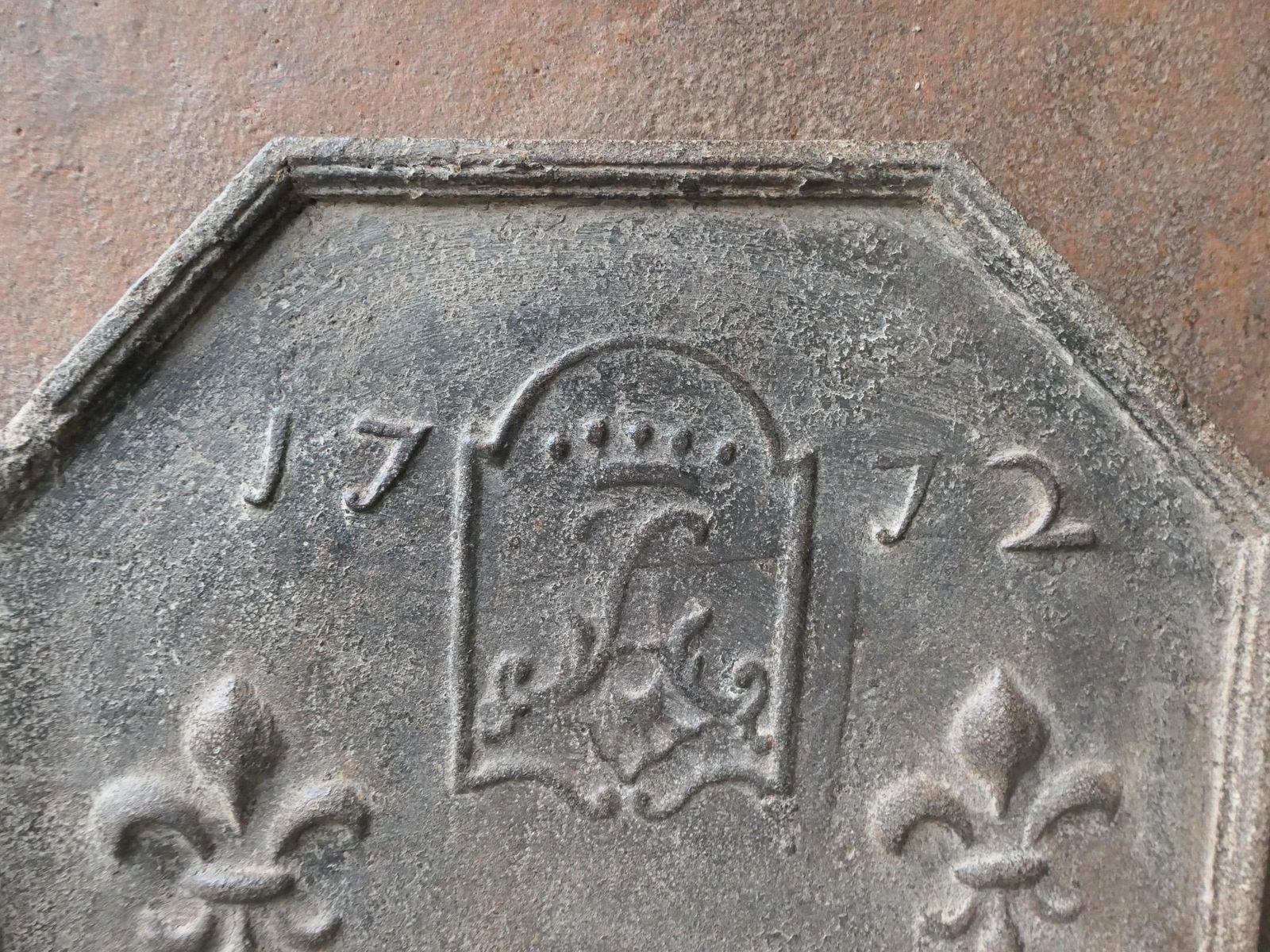 18th Century French Louis XV 'Coat Of Arms' Fireback / Backsplash photo Home Decor