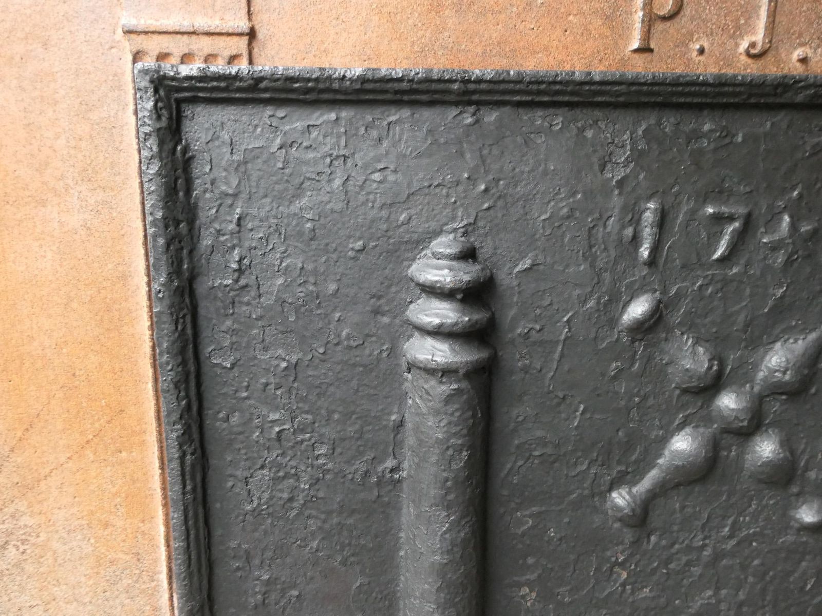 photo for sale Antique Louis XIV 'Pillars With Saint Andrew's Cross' Fireback / Backsplash