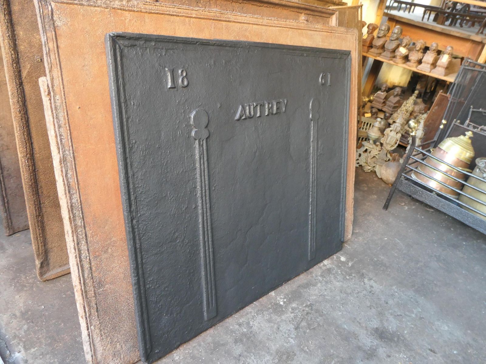 photo for sale Antique French Napoleon III 'Pillars Of Freedom' Fireback / Backsplash