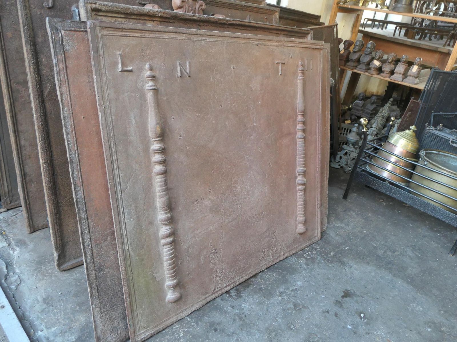 934.0 Antique French Fireback / Backsplash With Pillars Of Hercules, 18th Century photo