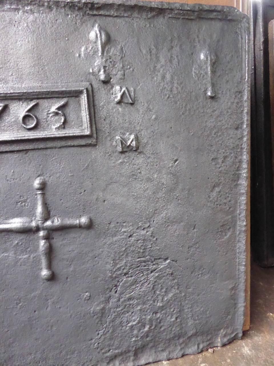 18th Century French 'Fleurs De Lys' Fireback / Backsplash photo for sale