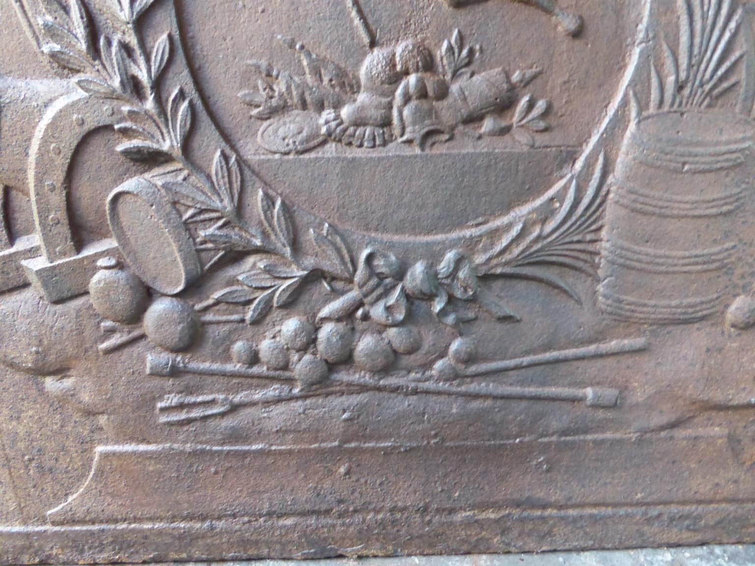 Antique Fireback / Backsplash With An Allegory Of France, 19th Century photo vinterior