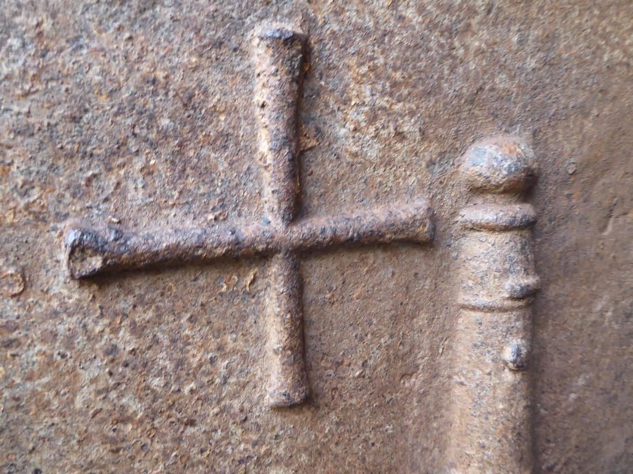 17th Century French 'Pillars Of Hercules' Fireback / Backsplash photo vinterior
