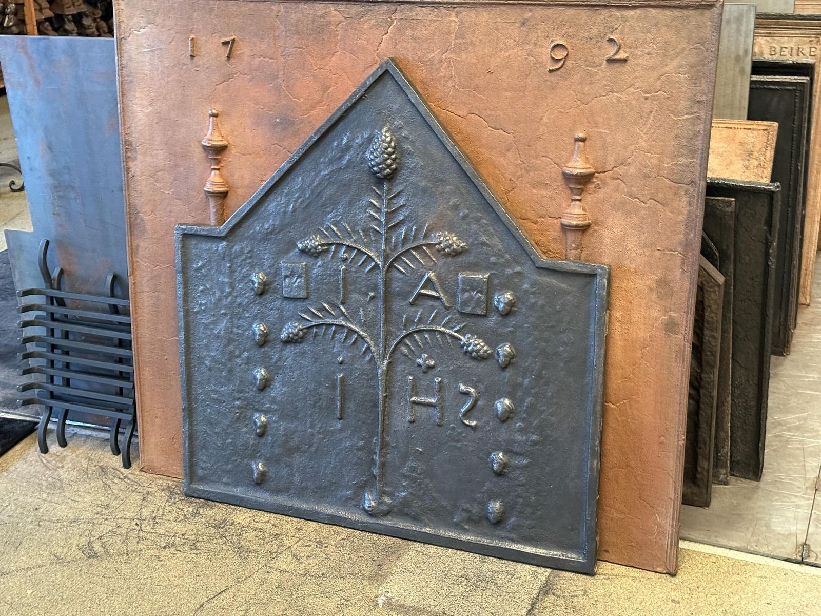 French Gothic Arms Fireback photo buy