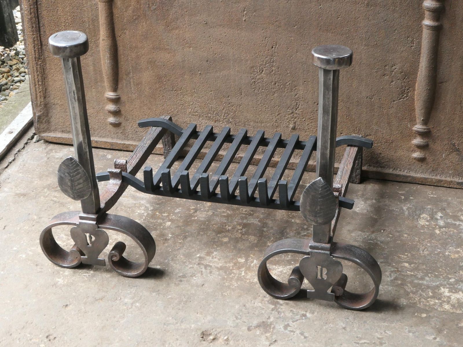 French Neoclassical  Period Fireplace Grate Or Fire Basket, 18th   19th Century photo 1088.0