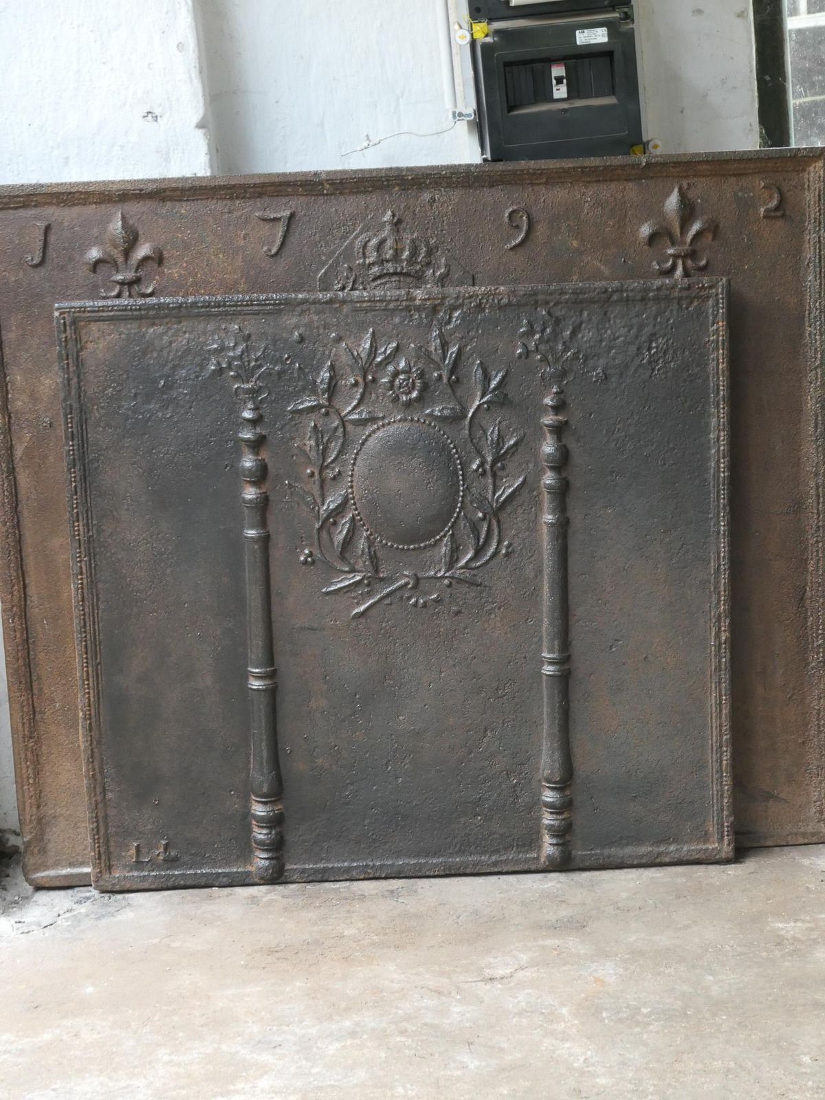 Beautiful Antique French Neoclassical Fireback / Backsplash, 18th   19th Century photo for sale