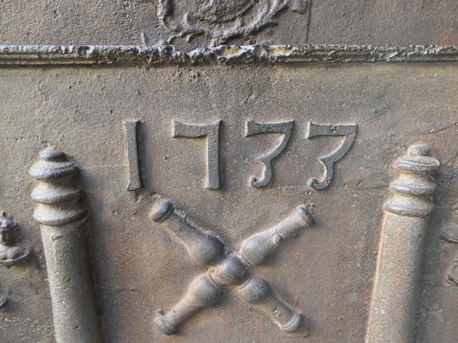 18th C. Louis XIV 'Pillars With Saint Andrew's Cross' Fireback / Backsplash photo vintage