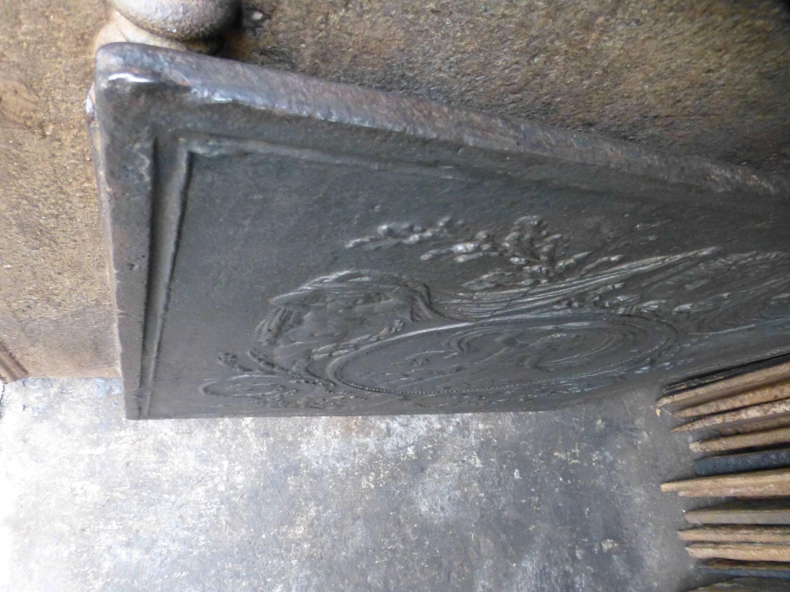 Antique French Fireback / Backsplash With The Goddess Venus, 18th Century photo buy