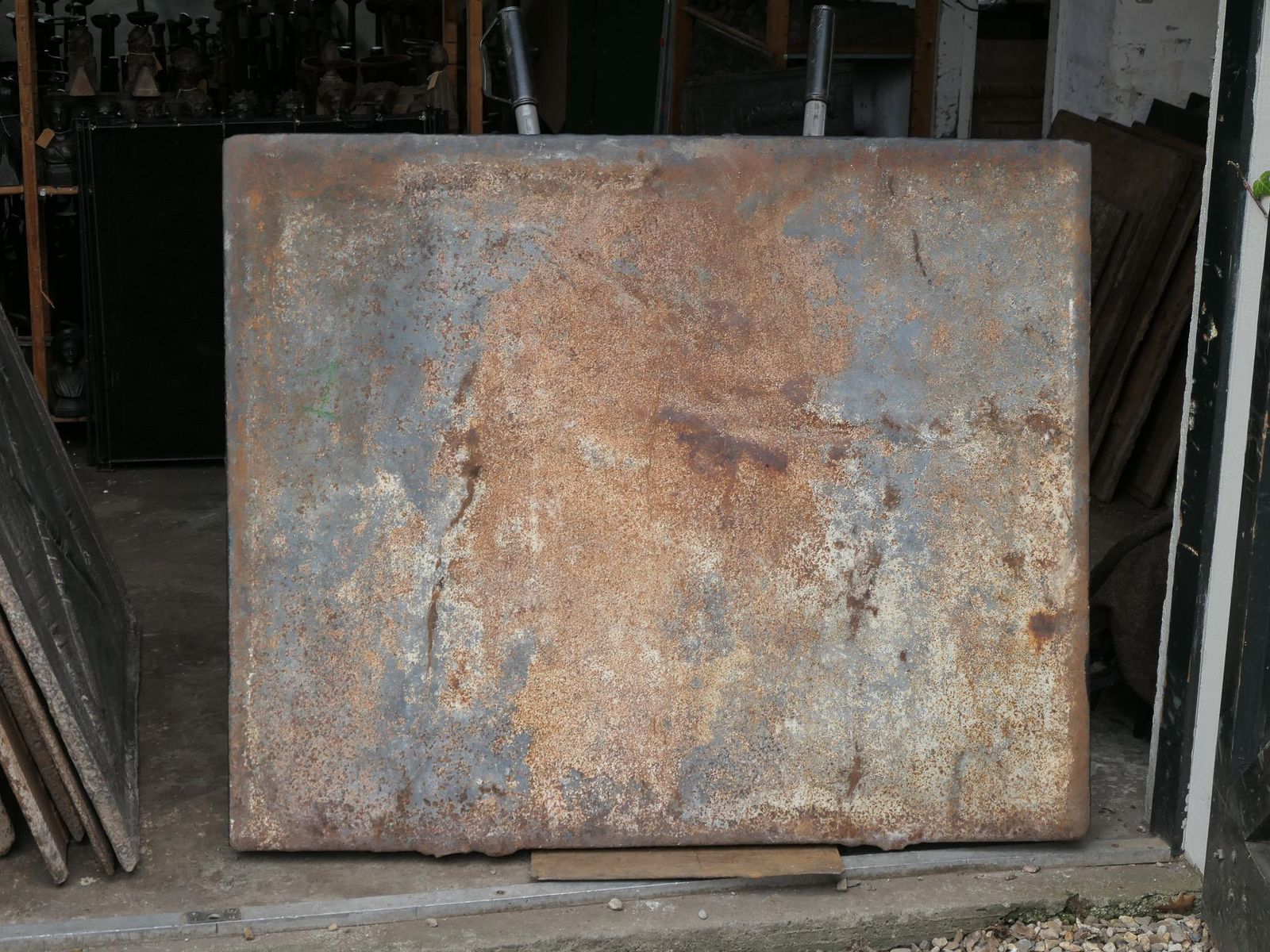 Large 18th Century French Fireback / Backsplash With Pillars And Fleurs De Lys photo vintage