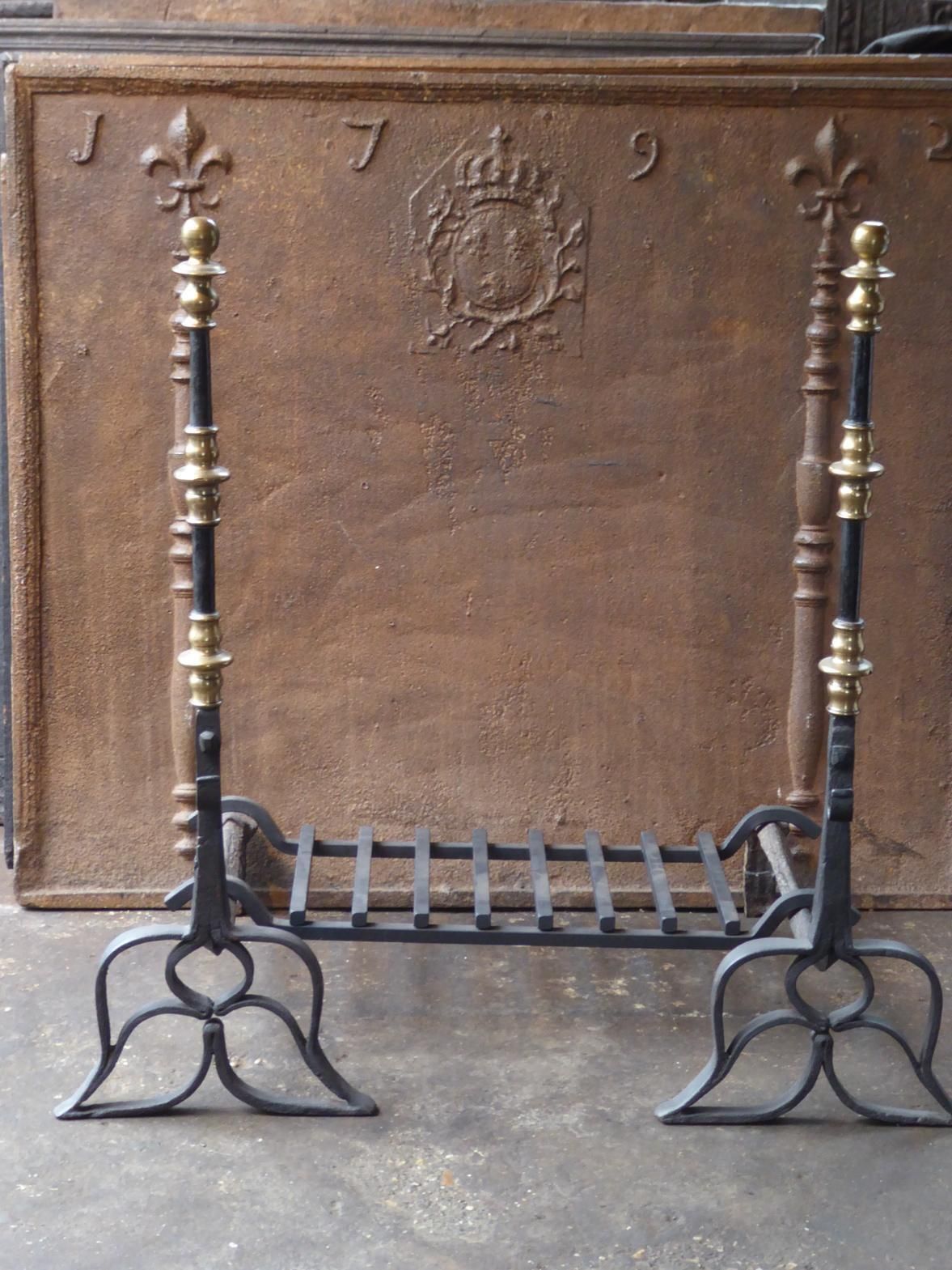 Large French Renaissance Period Fireplace Grate Or Fire Basket, 16th   17th C. photo vinterior