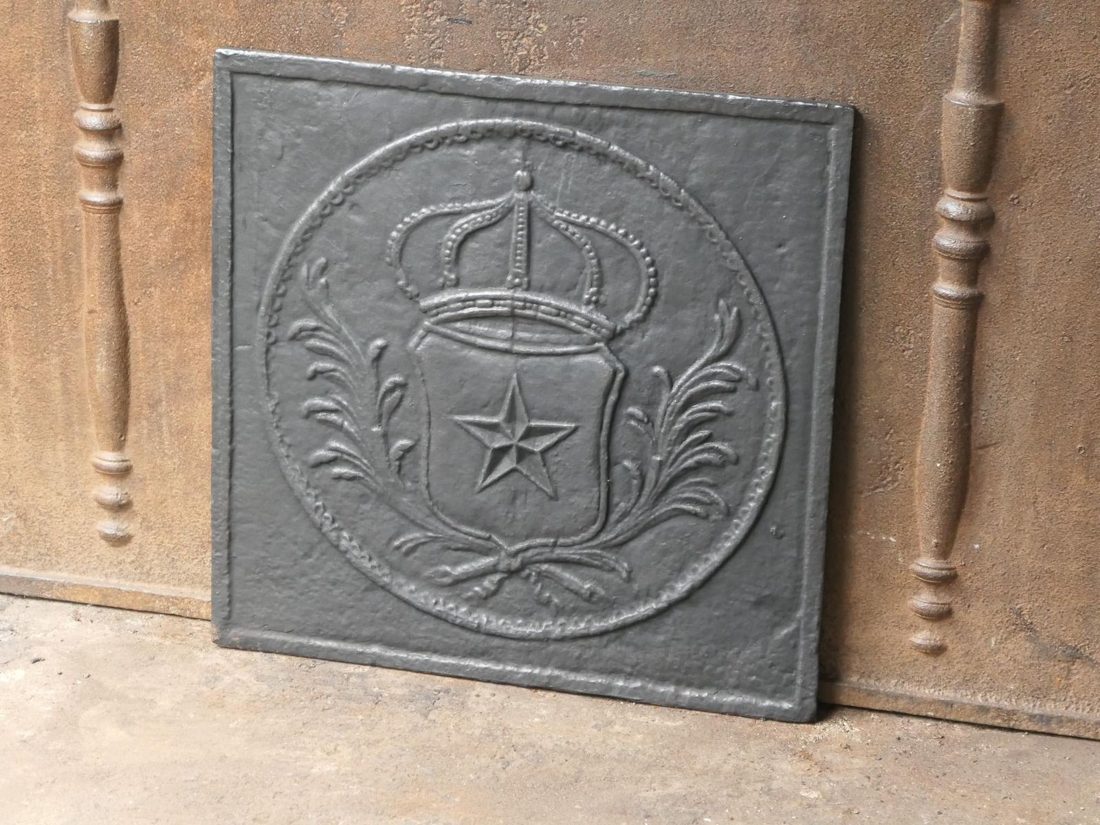 French Napoleon III Period 'Arms Of France' Fireback / Backsplash, 19th Century photo vinterior