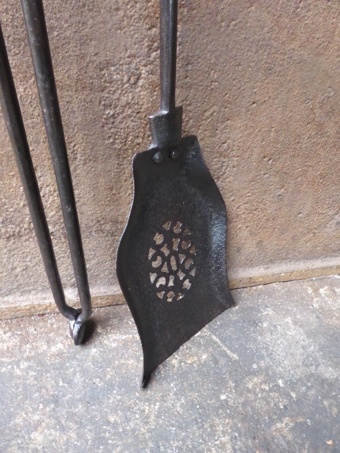 Victorian Fireplace Tools Or Fire Irons, 19th Century, English photo vinterior