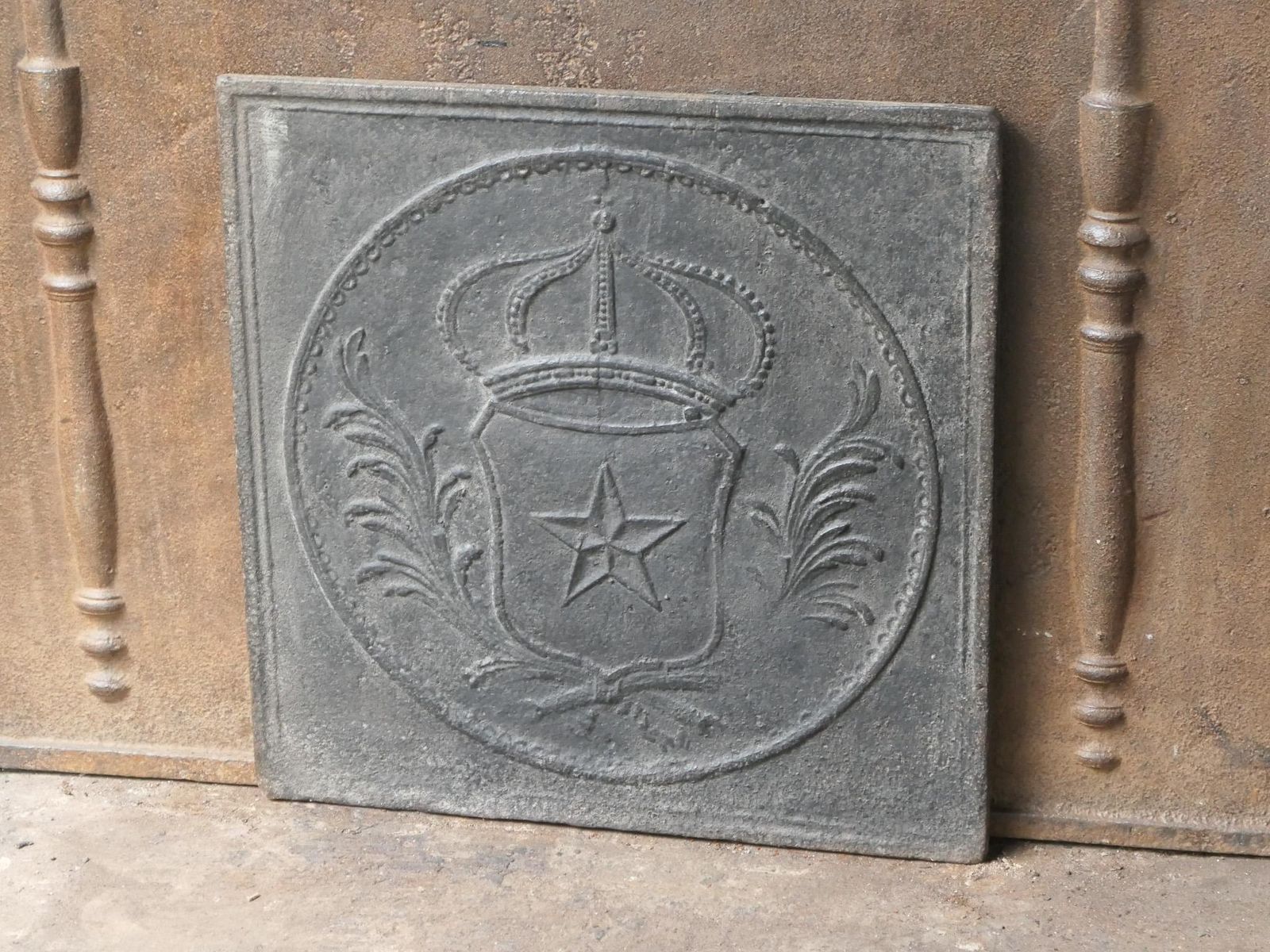 French Napoleon III Period 'Arms Of France' Fireback / Backsplash, 19th Century photo vinterior