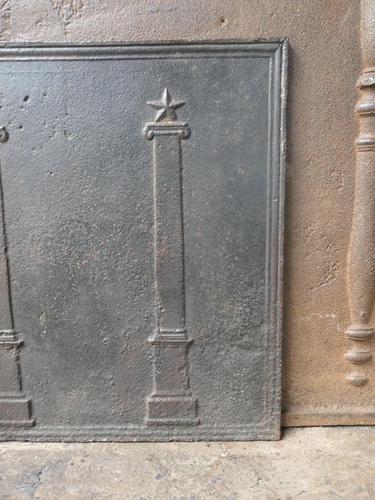 photo furniture Antique French 'Pillars Of Freedom' Fireback / Backsplash, 18th   19th C.