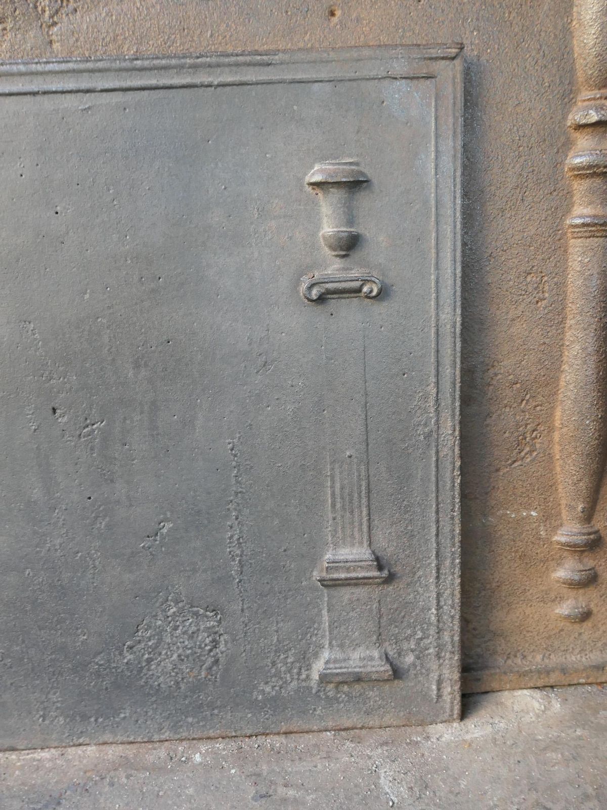 photo furniture Antique French 'Pillars Of Freedom' Fireback / Backsplash, 18th   19th C.