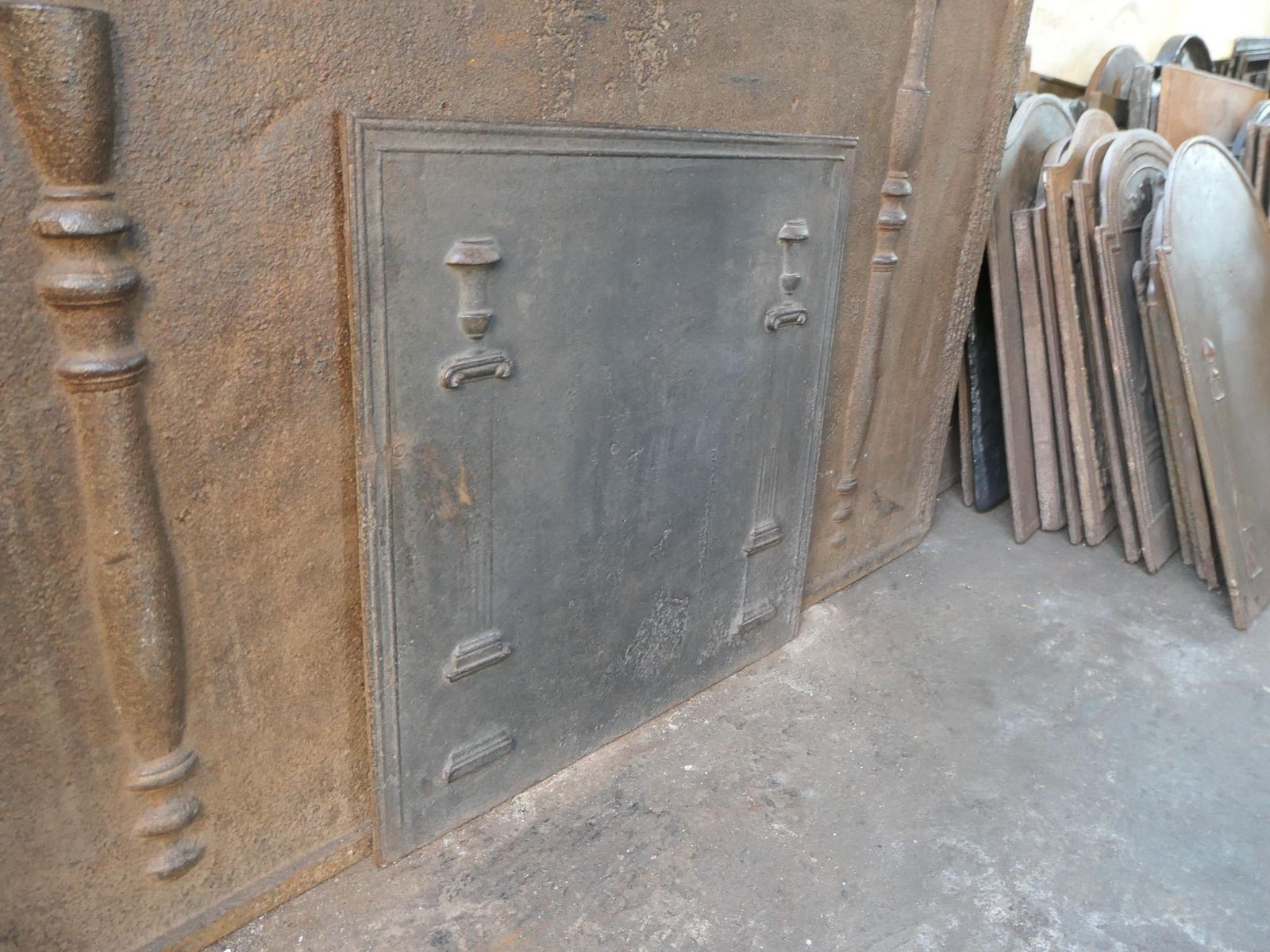 Home Fixtures Antique French 'Pillars Of Freedom' Fireback / Backsplash, 18th   19th C. photo