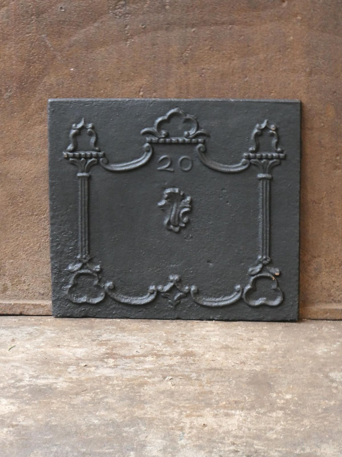 Small French Louis XV Fireback / Backsplash, 18th Century photo furniture