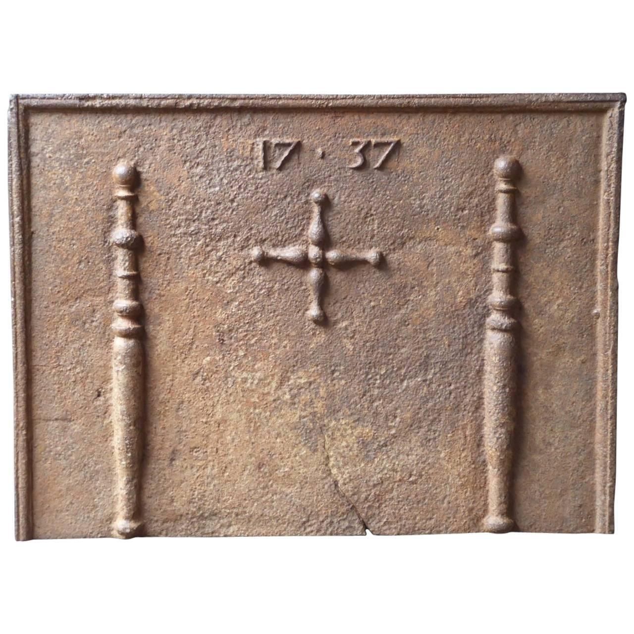 18th Century French 'Pillars Of Hercules' Fireback / Backsplash