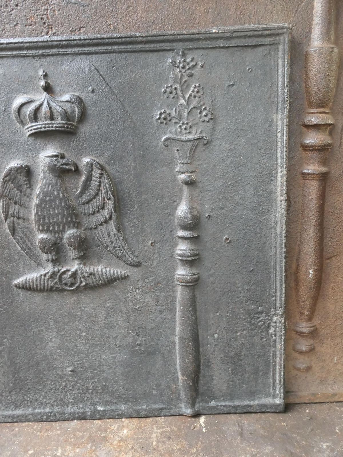 photo for sale 18th 19th Century French 'The Eagle Of Napoleon' Fireback / Backsplash