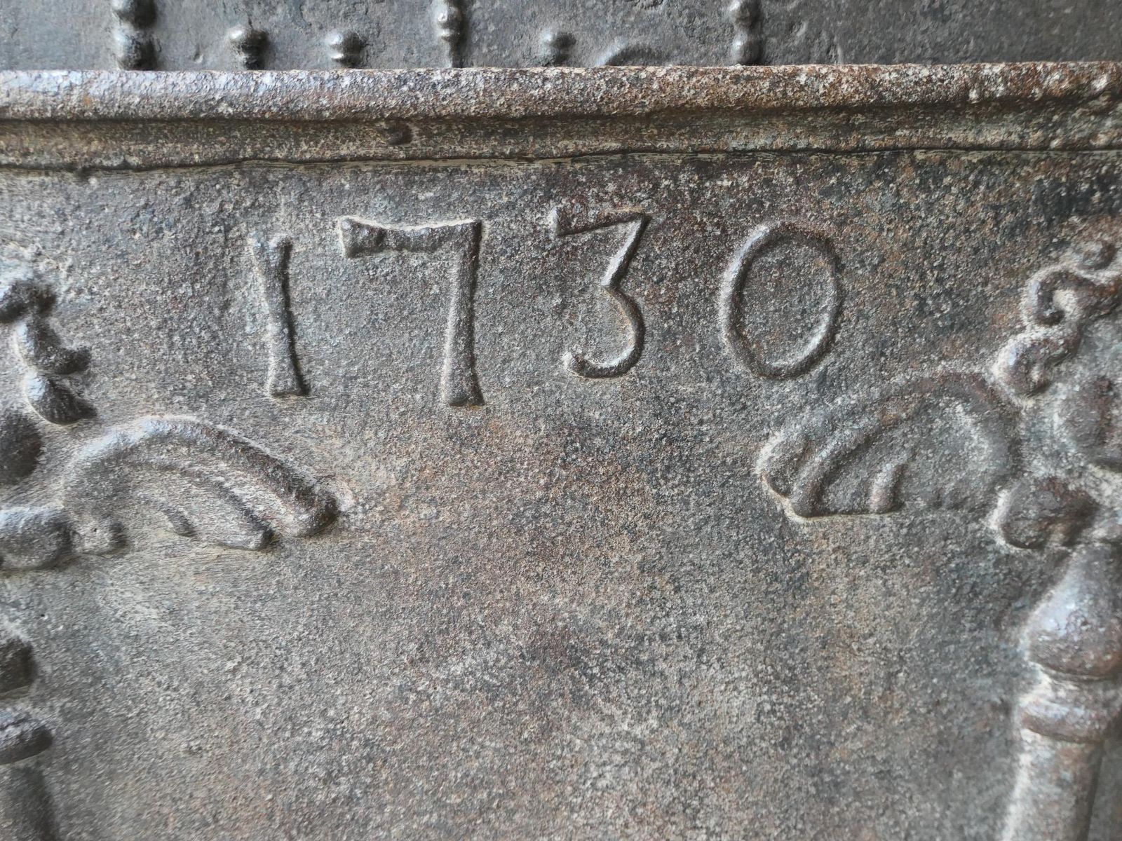 French Louis XV Fireback / Backsplash With Pillars Of Hercules, 18th Century photo 1173.0