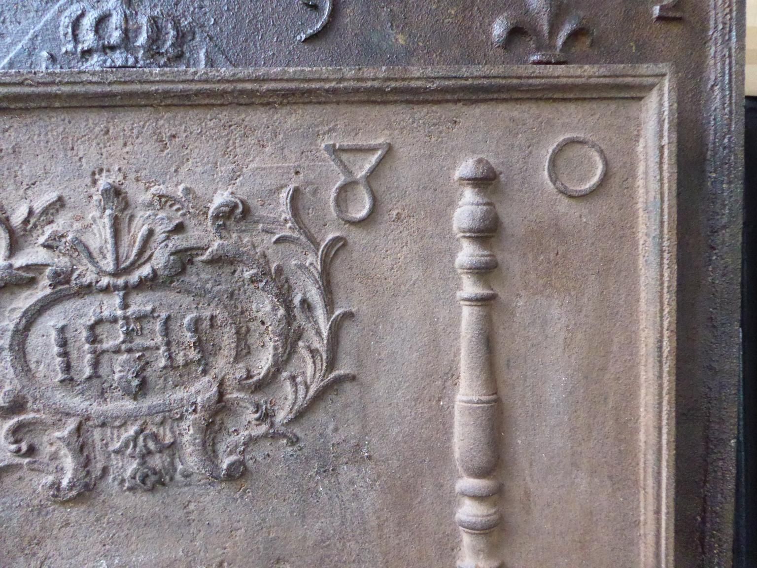 18th Century French Fireback / Backsplash 'Pillars With Medieval Ihs Monogram' photo 1600.0