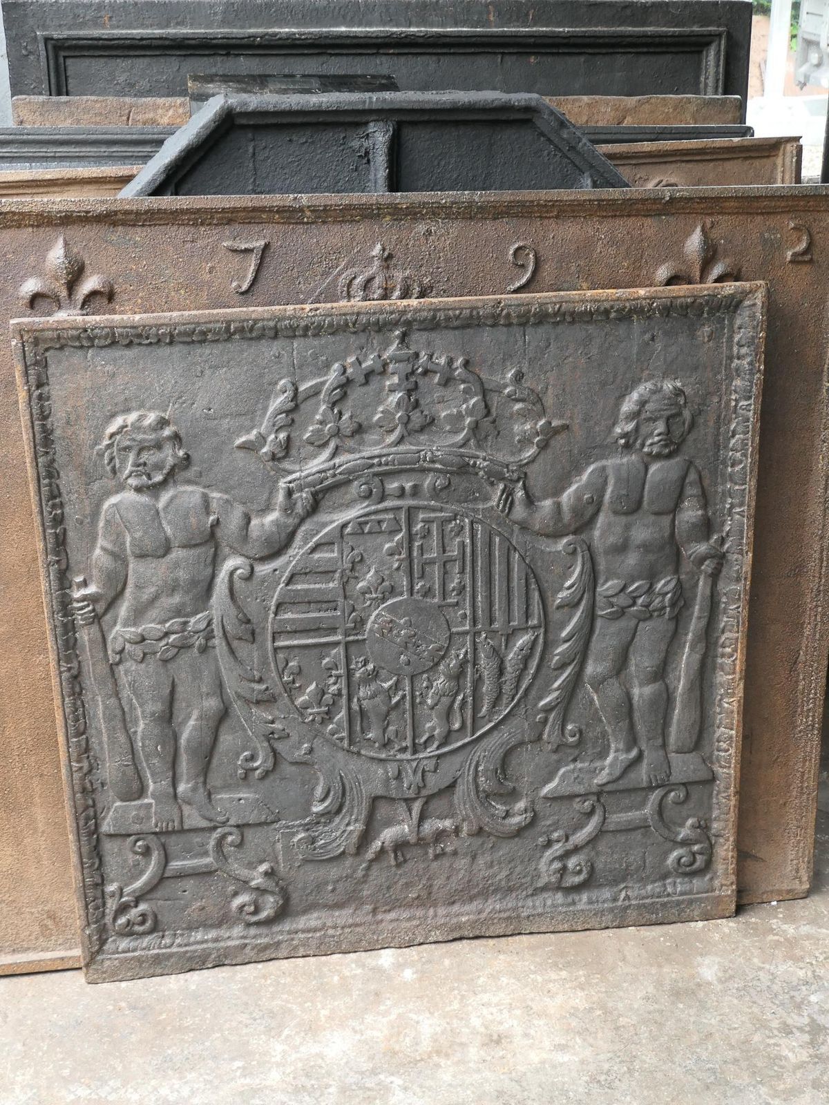 17th Century French 'Arms Of Lorraine' Fireback / Backsplash photo vinterior