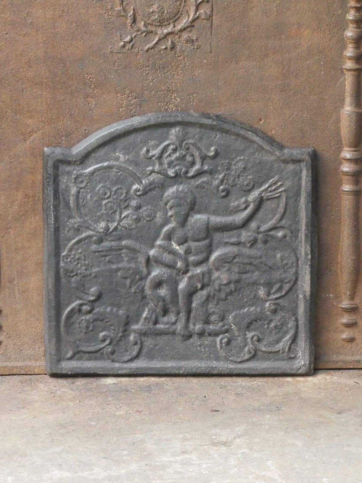 Zeus And Leda Fireback, Style Napoleon III, 20th Century photo furniture
