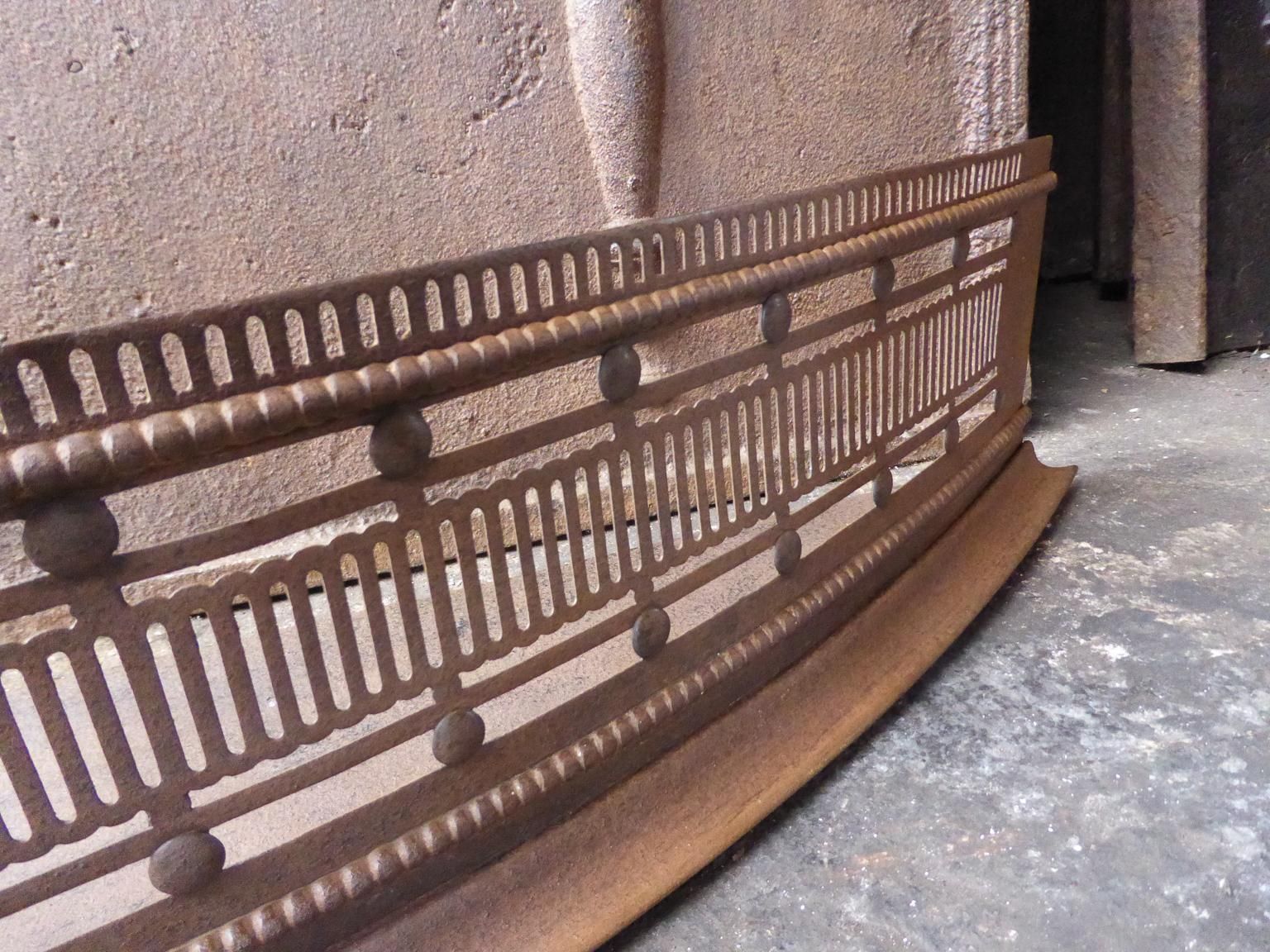 19th Century English Victorian Fireplace Fender Or Fire Fender photo vinterior