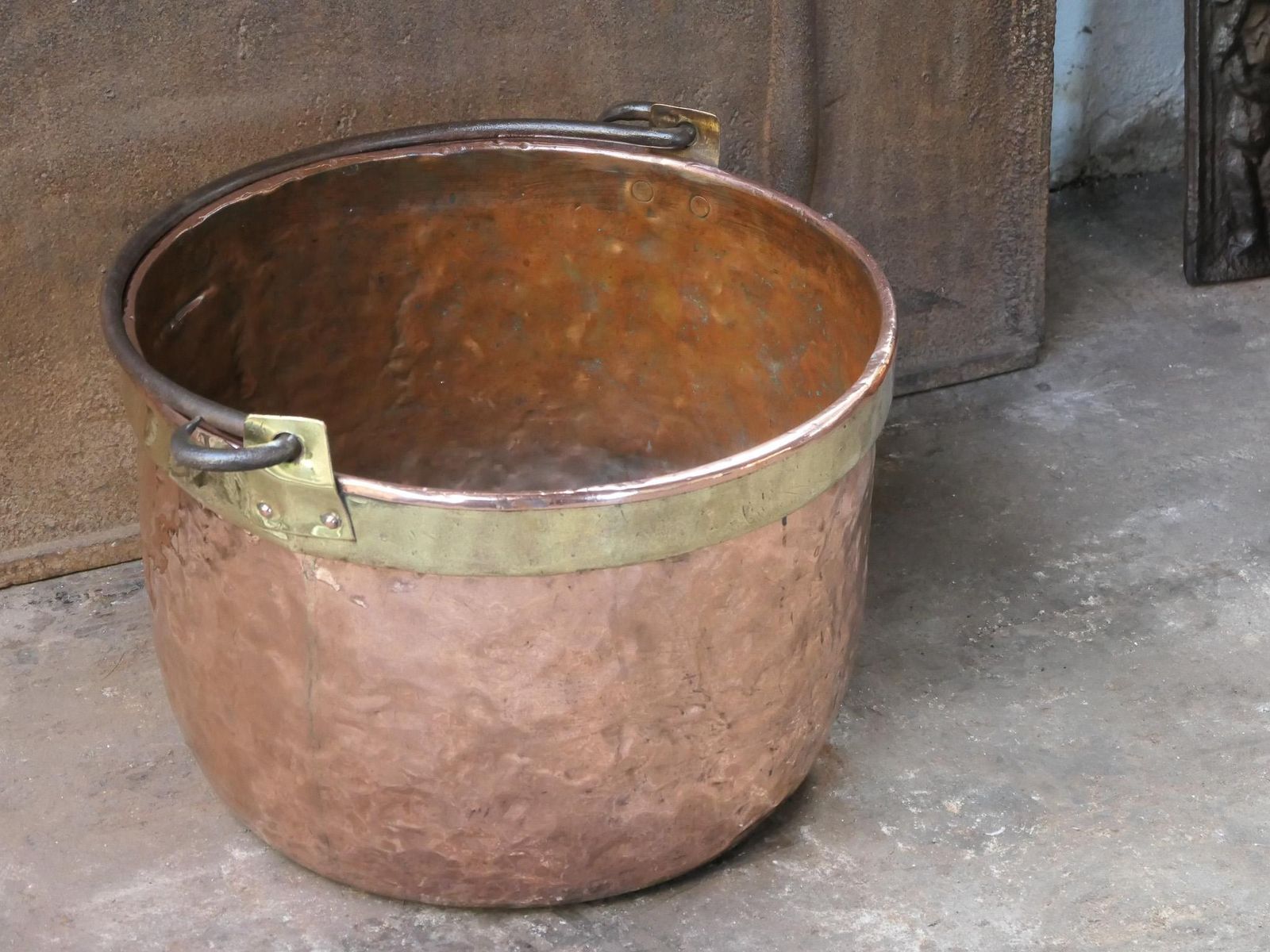 18th Century Antique Dutch Polished Copper Firewood Basket photo vinterior
