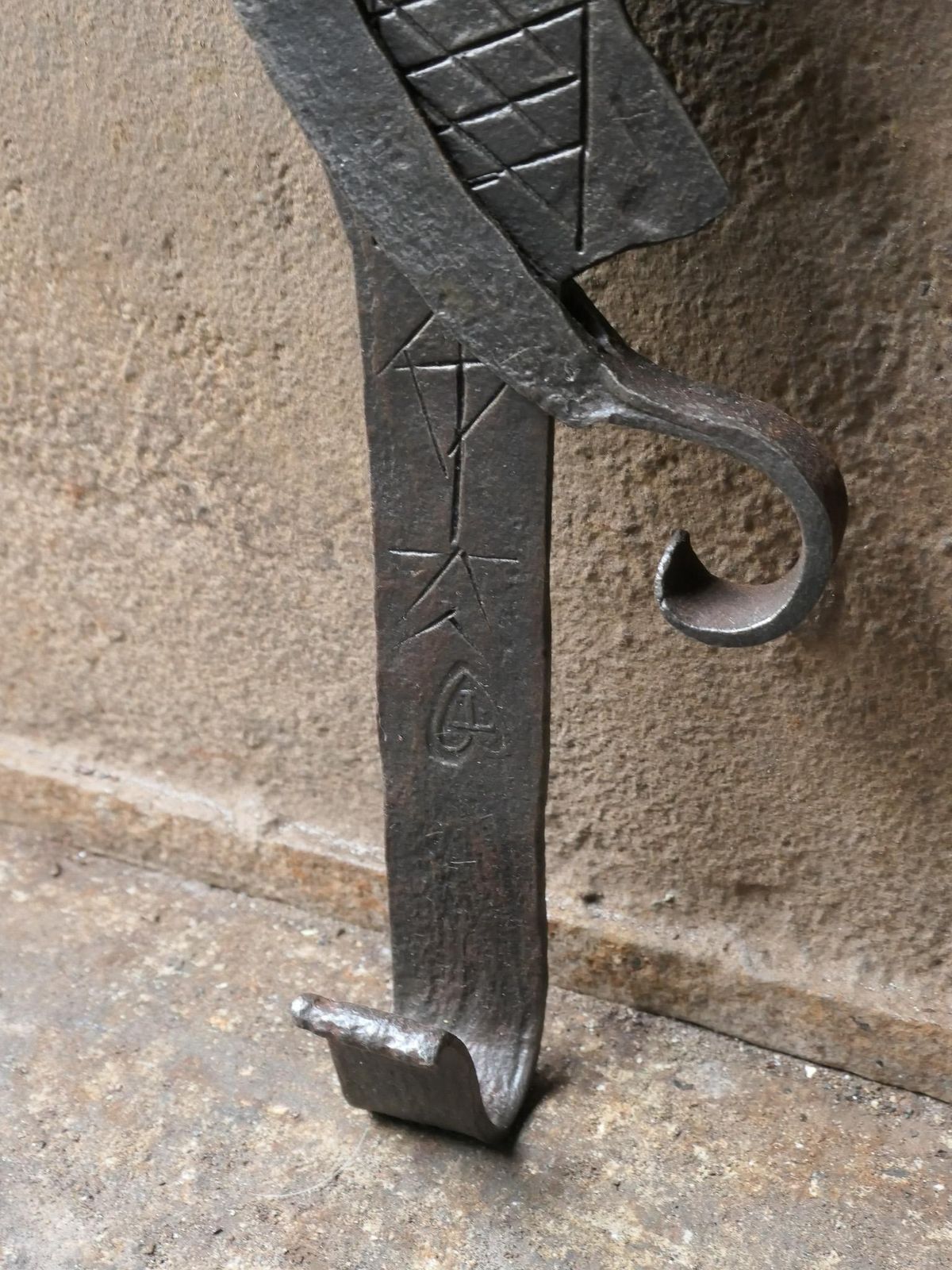 Home Fixtures 17th Century French Fireplace Trammel Or Pot Hanger photo