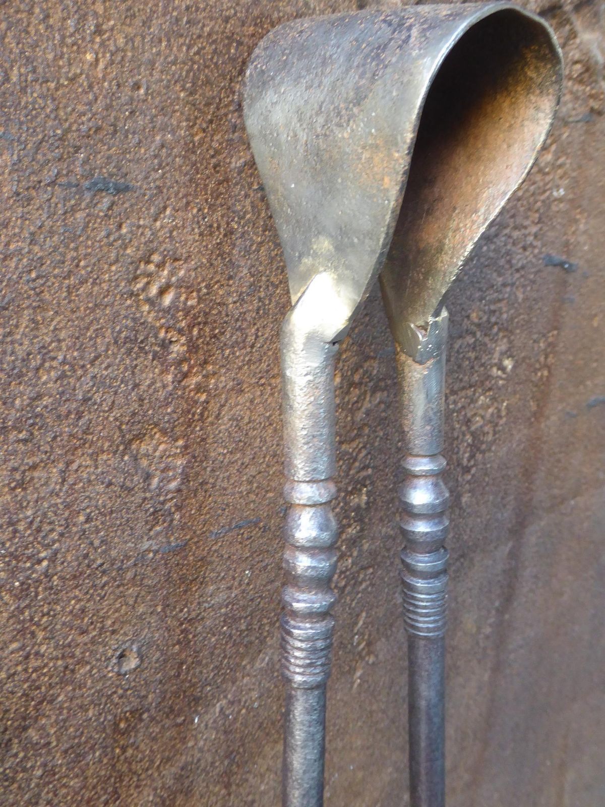 photo vintage Large French Wrought Iron Fireplace Tools Or Fire Tools, 17th 18th Century