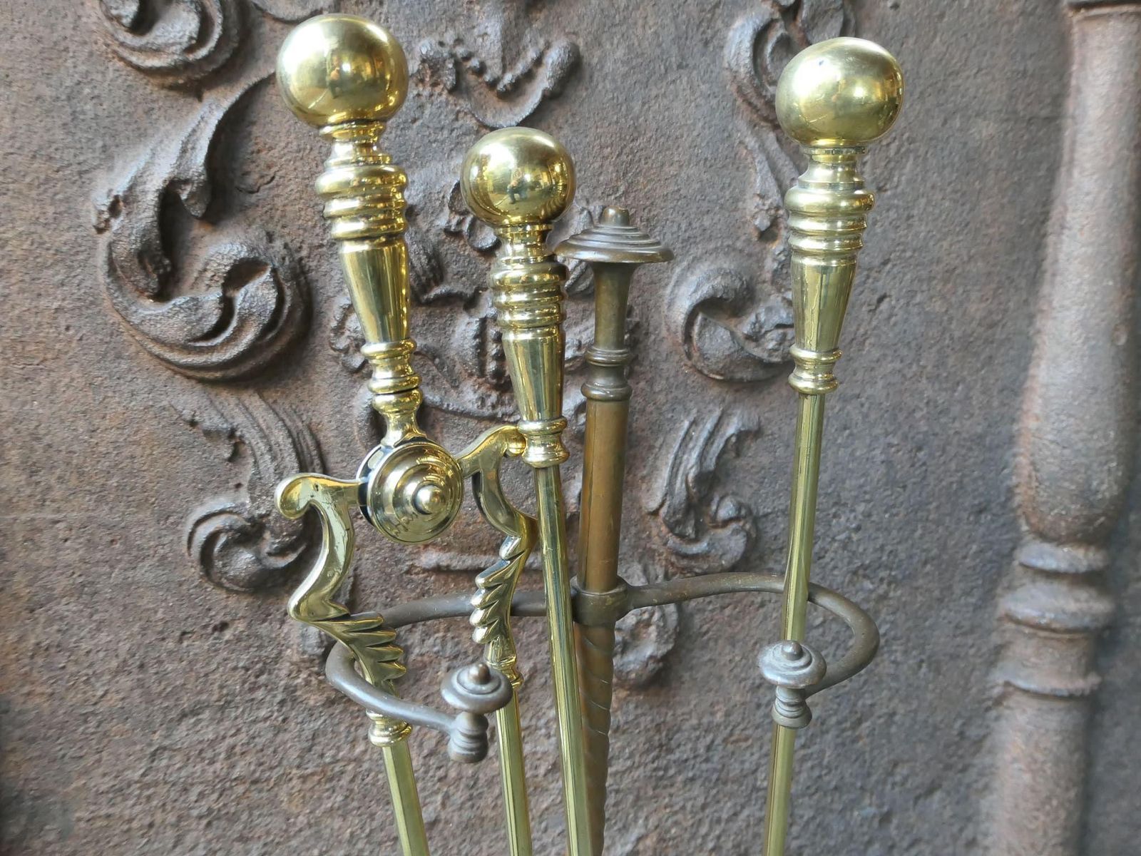 English Art Nouveau Fireplace Tools Or Fire Tools, Early 20th Century photo vinterior