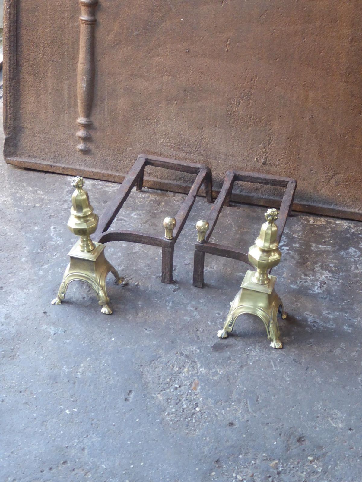 Antique French Louis XV Fire Grate, Fireplace Grate, 18th Century photo 576.0