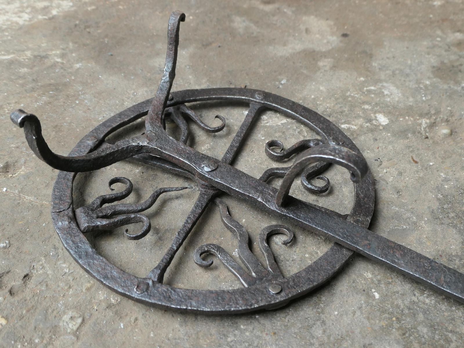 photo for sale 17th Century French Louis XIV Rotating Gridiron