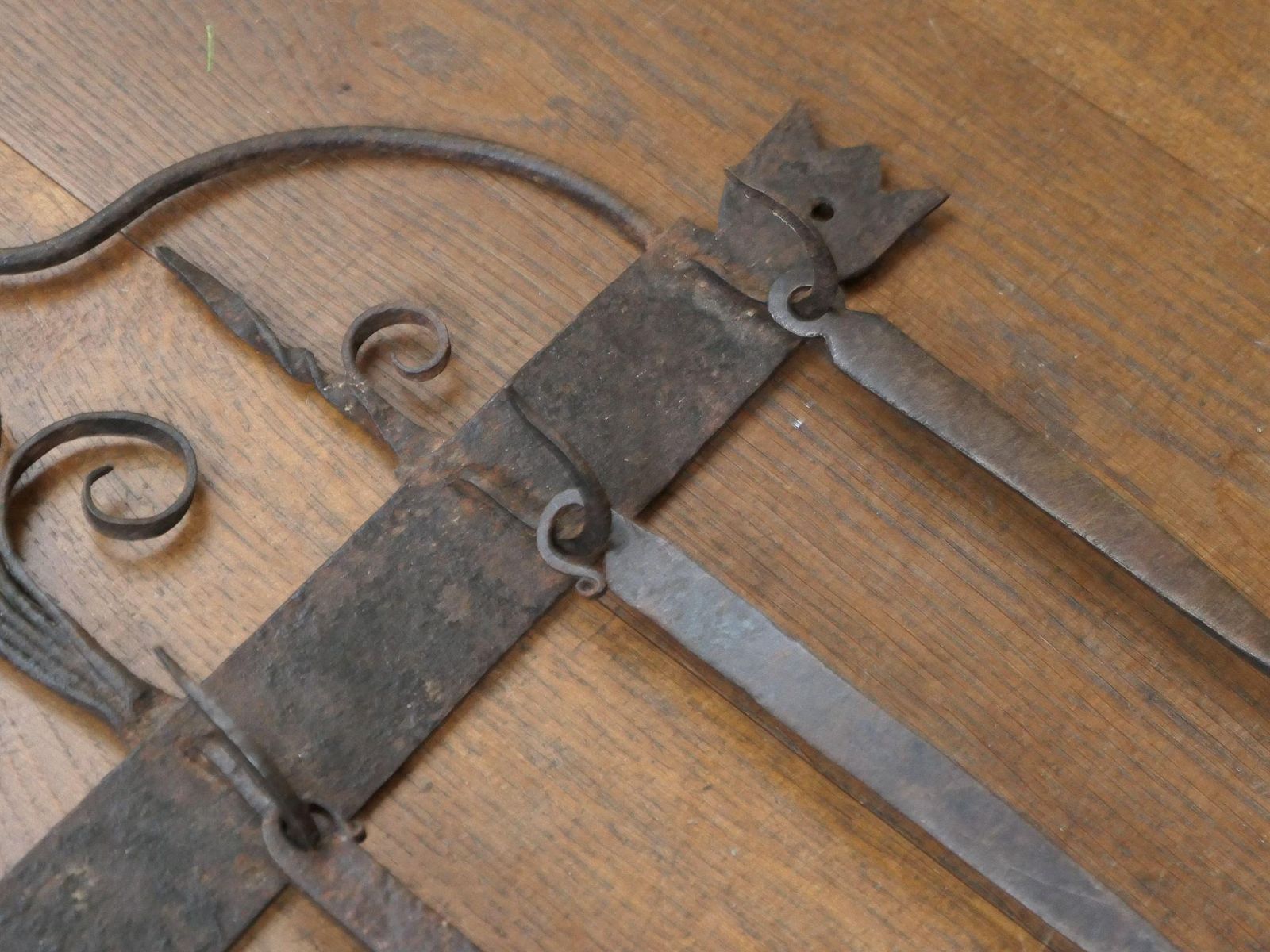 Dutch Fireplace Tools Or Fire Tools, Early 19th Century photo vinterior