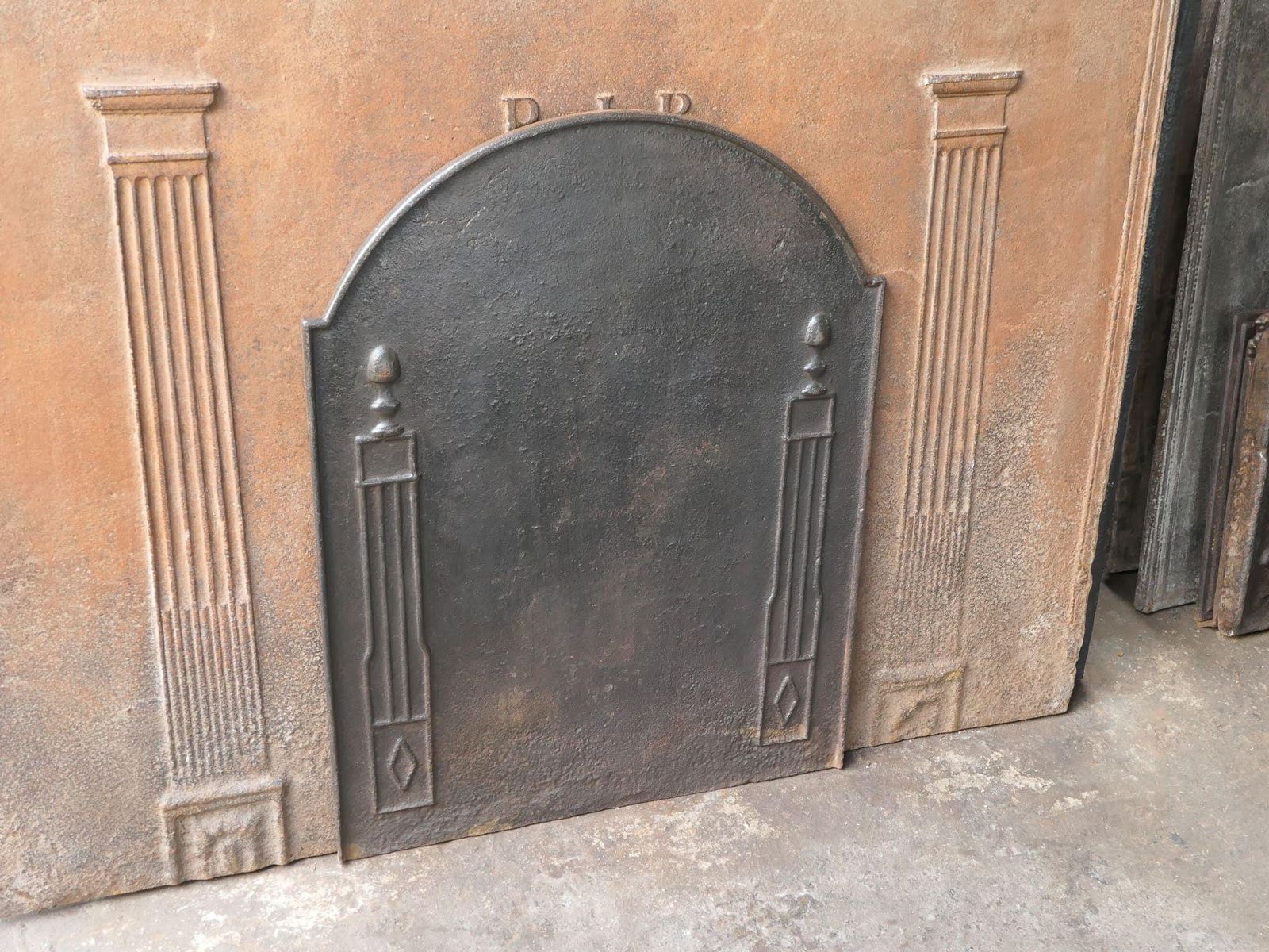 French 'Pillars Of Freedom' Fireback / Backsplash, Early 19th Century photo vinterior
