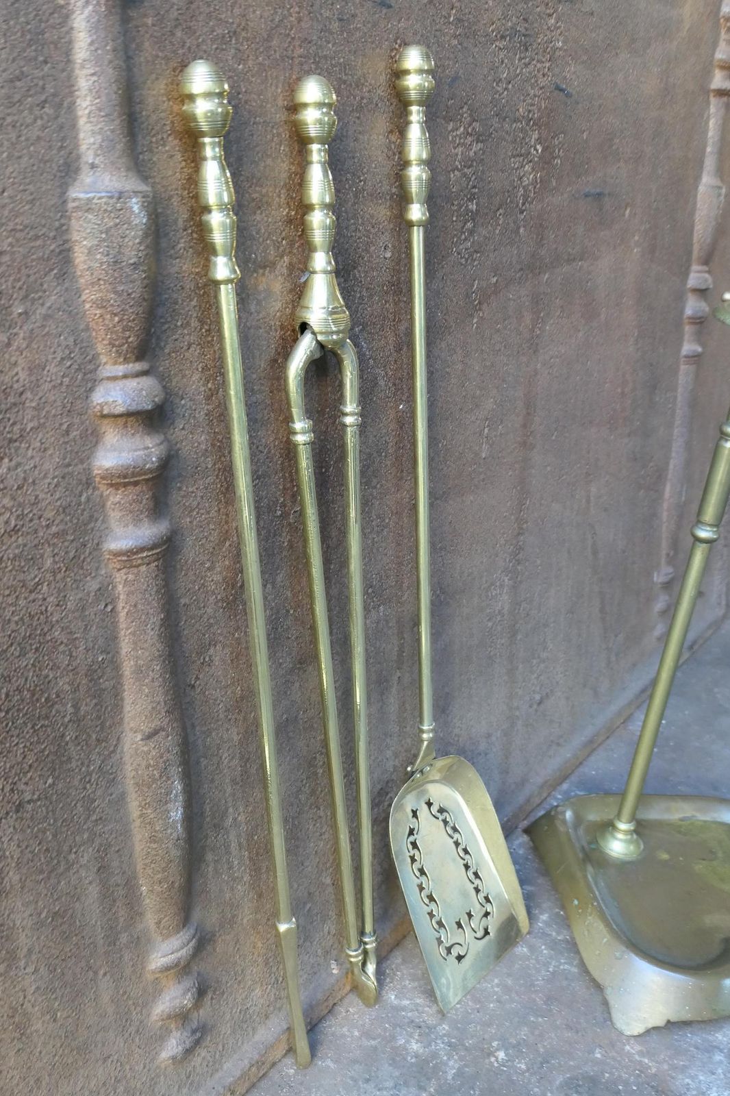 photo vintage Antique French Fireplace Tools Or Fire Tools, 19th Century