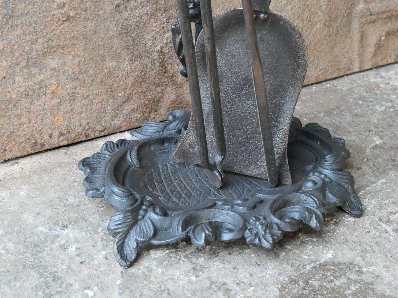 photo vinterior English Victorian Fireplace Tool Set Or Companion Set, 19th Century