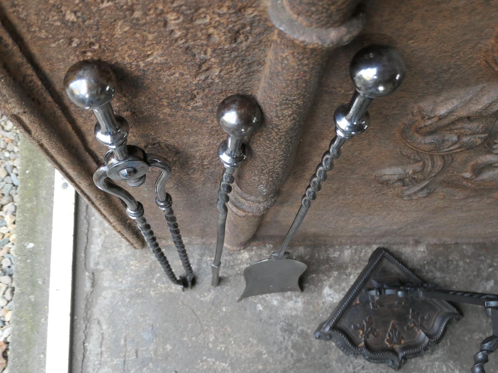 photo vintage English Polished Steel Victorian Fireside Companion Set, 19th C